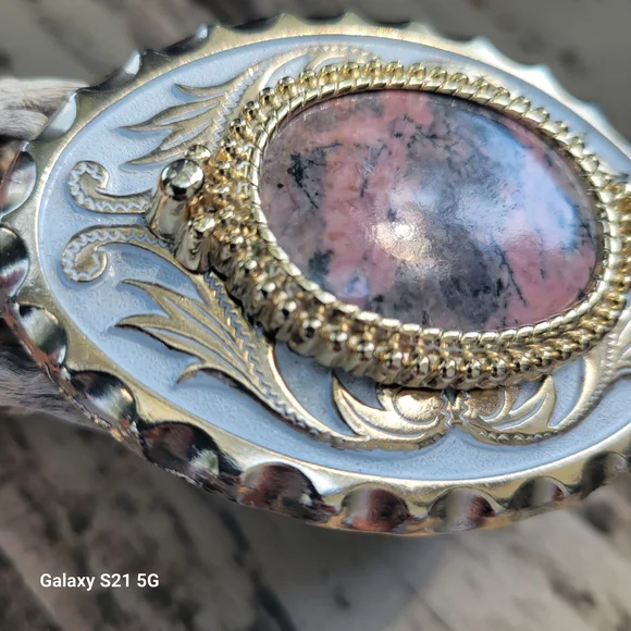 Western Themed Belt Buckle With Oval Rhodonite Stone In The Center - Picture 7 of 8